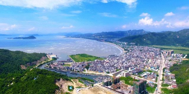 深汕特别区推进鲘门东部组团经济社会发展