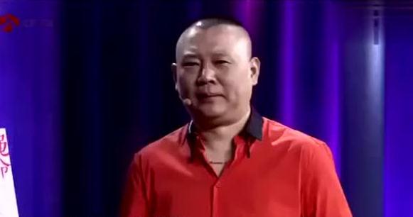 郭麒麟小时候学抽烟被郭德纲发现理由让人哭笑不得