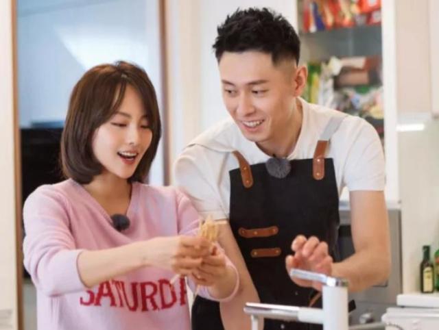 张嘉倪老公节目说婚姻金句,汪峰张智霖点头如捣蒜,网友:我酸了