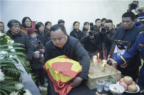 (潇湘晨报记者骆一歌 视觉 辜鹏博 实习生 张云峰)