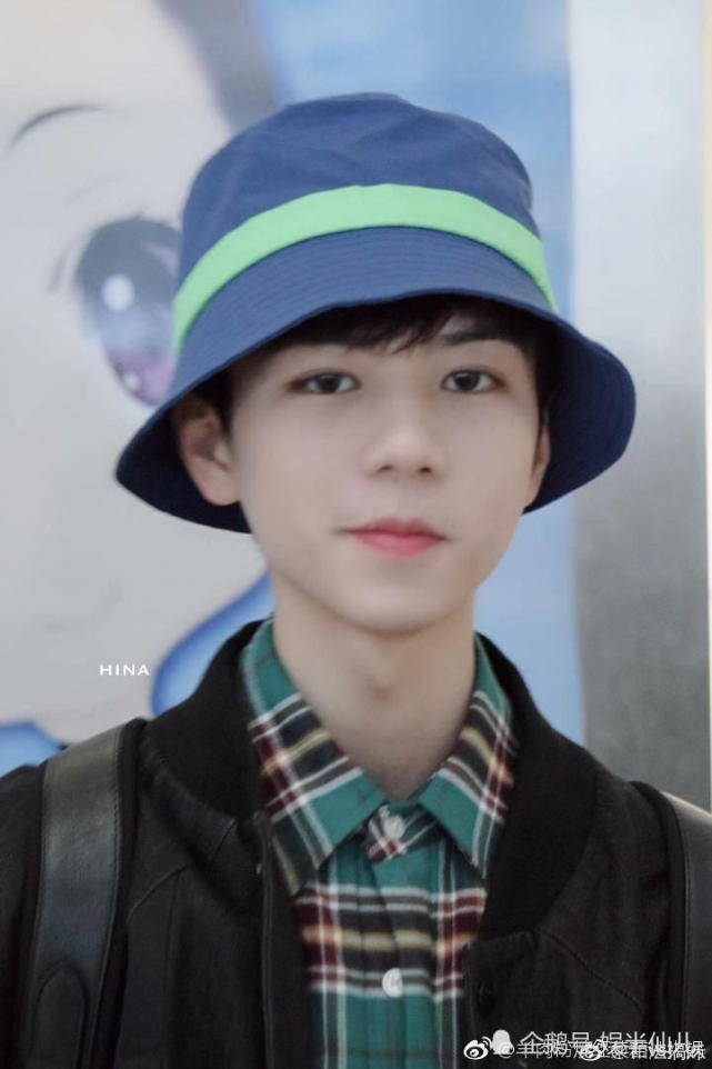 杨桐成功出道农村妈妈现身支持她是我的导师