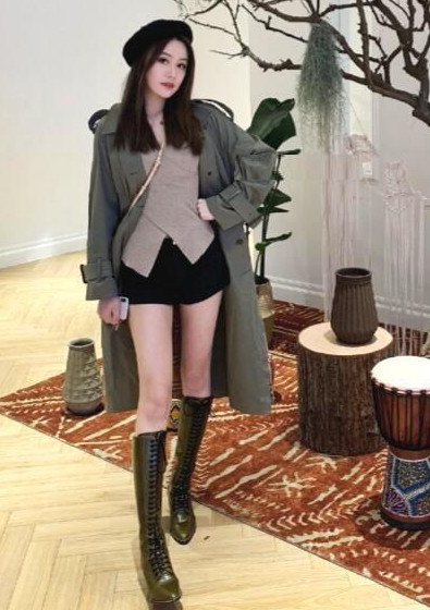 中国足球脸都不要了 又刷屏?范志毅老妈和女