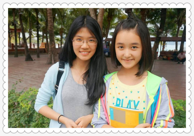 蒋依依太真实了!素颜跟粉丝合照还给签名,看到字迹让人沉默