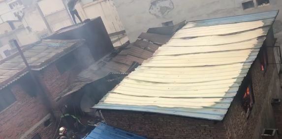 会泽西直街盈仓路一民房发生火灾!