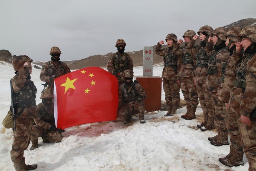 她们,延迟3个月退役