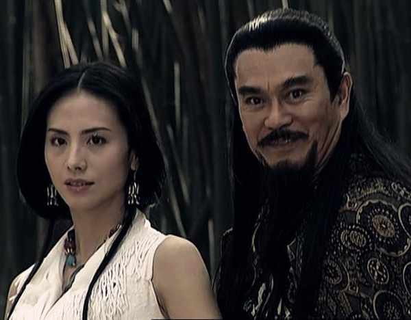 1993年,与俞小凡,张晨光和合作参演台湾爱情电视剧《芳草斜阳外》 .