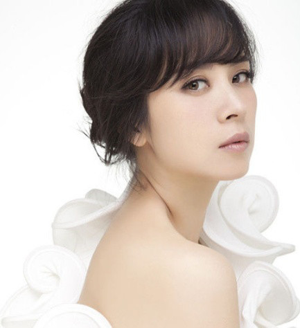 《都挺好》保姆小蔡年轻时原来这么漂亮!难怪能把苏大强迷倒