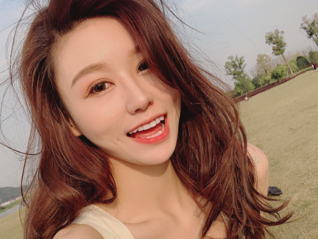 被封杀女网红现状,陈一发放飞自我,而莉哥做回