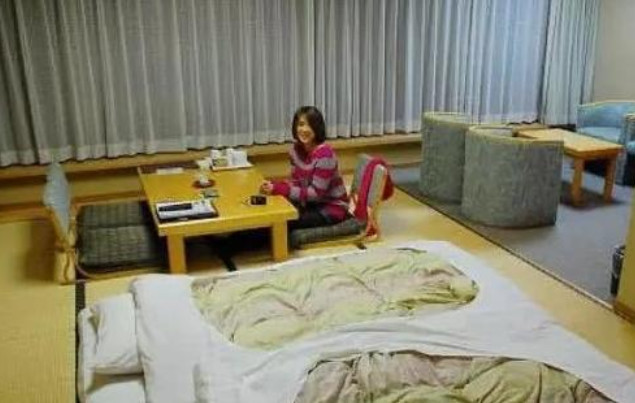 日本人家里有床 却偏偏要睡地板 原来背后还有这么一重原因