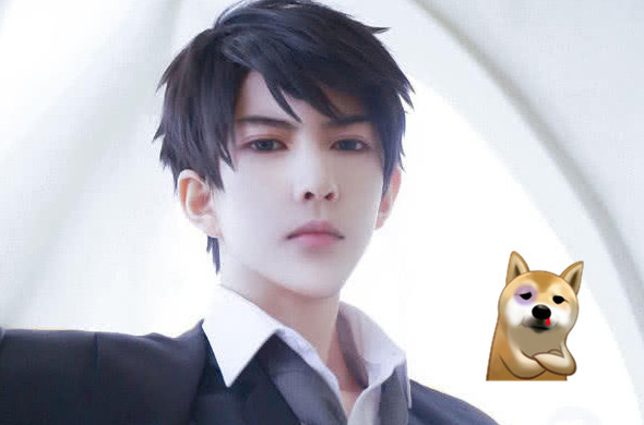 终于看到熊祁女装照了,"初恋脸"让人心动,别再穿男装了吧!