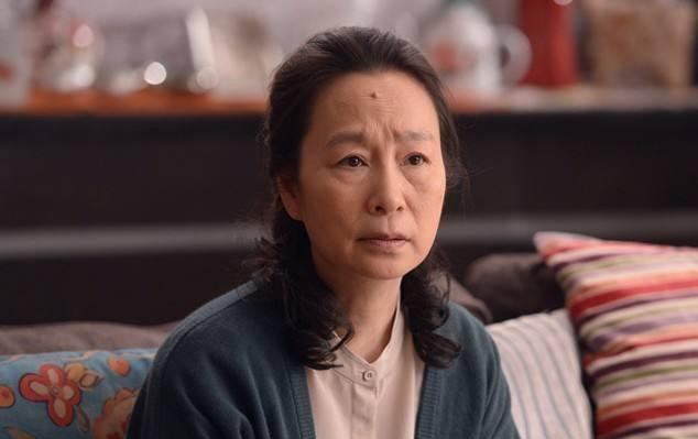 她是《蒋筑英》路长琴,高龄产妇却独自抚养儿子,前夫又寻琼女郎