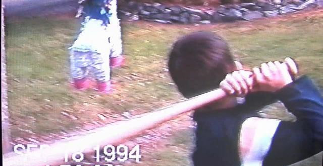 恐怖电影《旧日噩梦》解析,男孩"弑母"的真正原因,尽量不剧透