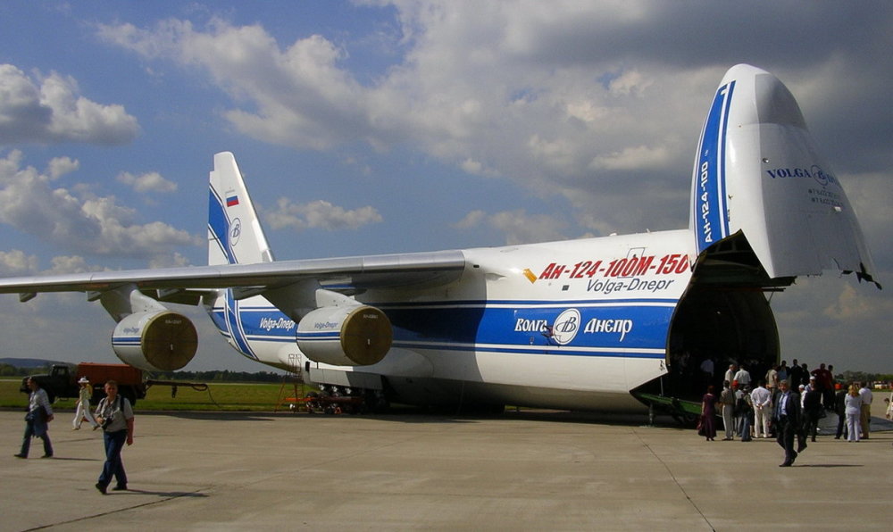 俄将在委内瑞拉设立军事基地?俄外交部回应: