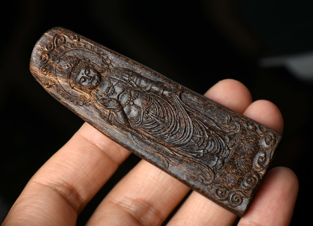 如何挑选沉香雕件才能不买亏?