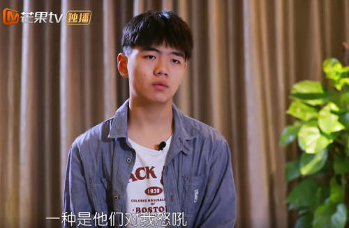 15岁富二代太冲动,导致教导主任牙被打掉,网友炸锅|张晟骏|变形计