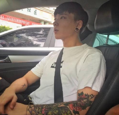 崔晋花式秀恩爱当看到她的女友后网友这是炫迈妹儿