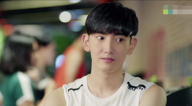 青春斗:白朗猛追晋小妮,于凡却再次骗感情,白朗的一招让他败走