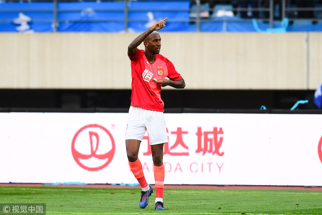 中超-恒大1-0一方豪取3连胜 塔利斯卡头槌冲顶