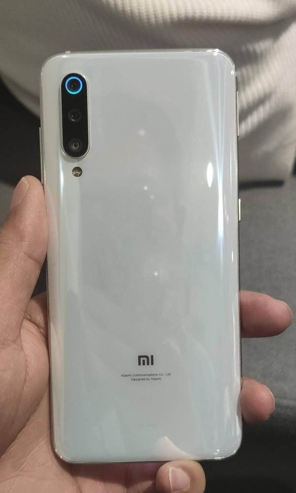 白色小米9真好看,高管确认不会量产米粉失望