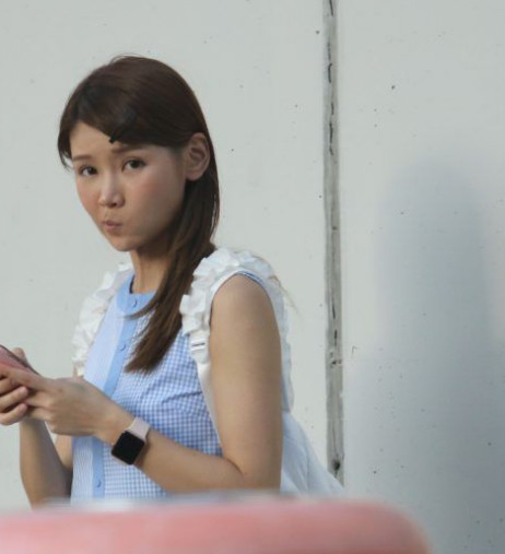 一身装束够仙气女神简淑儿可爱表情包强调自己纯天然