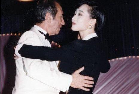 李连杰|亚洲小姐利智：赌王为她心动，李连杰抛妻弃女，追求十年才成功