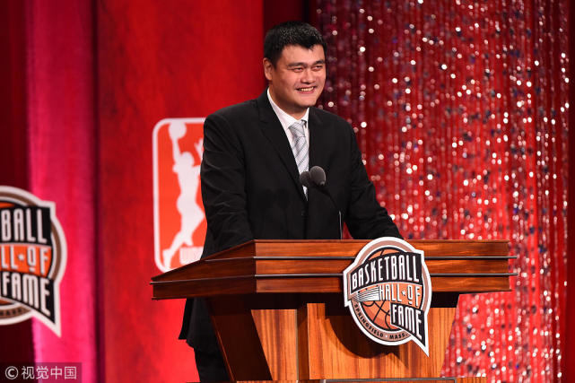 【中国篮球往事】姚明入选nba名人堂 新疆夺队史首冠