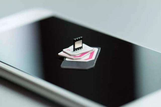 联通先下手为强,率先全国开通eSIM,电信和移动