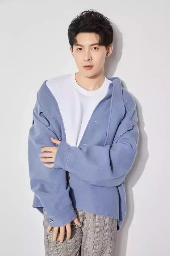 知名古风歌手银临,参加过各大音乐节目的实力唱将郑虹,曾一鸣,李佑晨