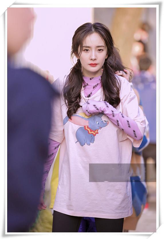 双马尾过后再扎羊角辫,完全忘记自己的妈妈身份_腾讯新闻