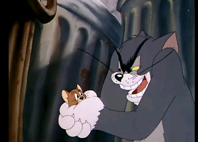 猫和老鼠杰瑞被汤姆捉住做成玩具可苦了杰瑞了都给我打疼了