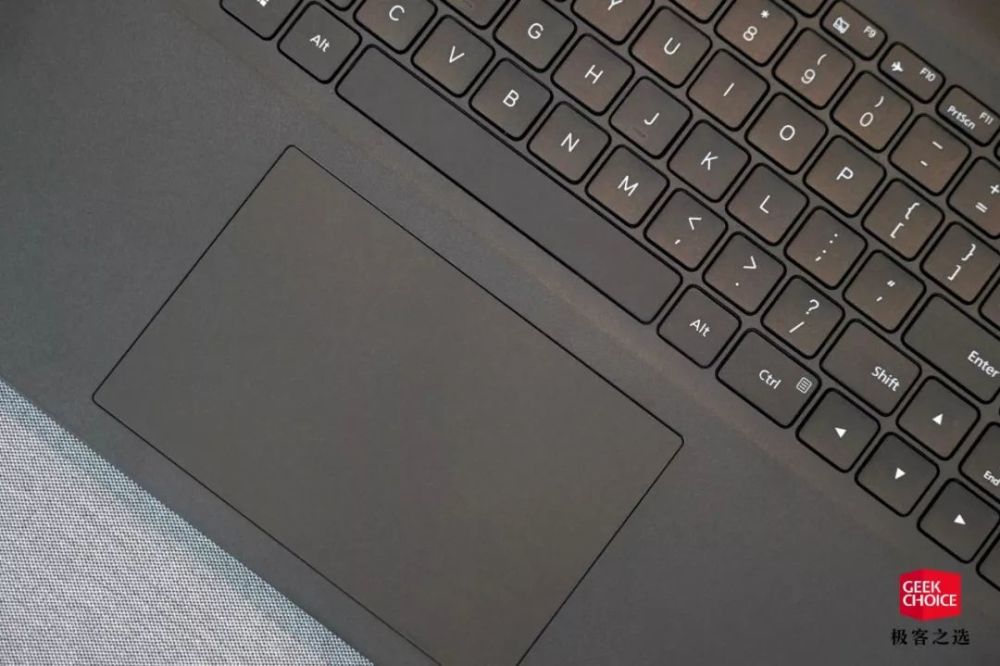 小米笔记本2019 款上手:4000元档的高性价比大