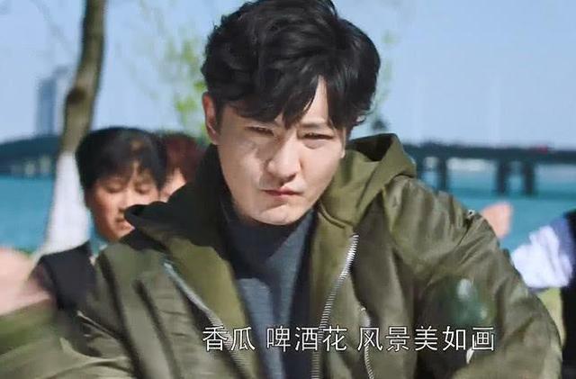 石天冬一本正经跳广场舞,郭京飞直呼长得帅,调侃他会嫁给自己