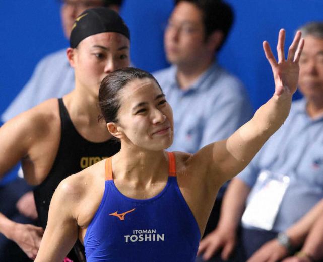 日本女泳将日锦赛前获池江祝福中日隔空对决叶诗文碾压对手 体育 腾讯网