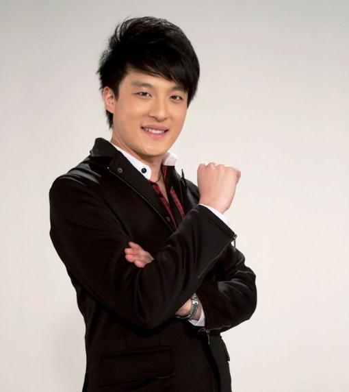 "吕子乔"结婚已10年,原来妻子是我们熟悉的她,藏的比陈赫深