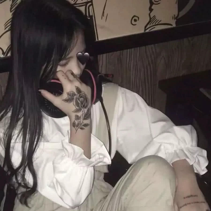 最近火了"草莓少女"萌主头像,个个都很美,老师看了都想偷!