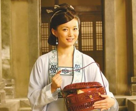 曾是山东卫视一姐,和大冰合作《阳光快车道》,如今只能演配角?