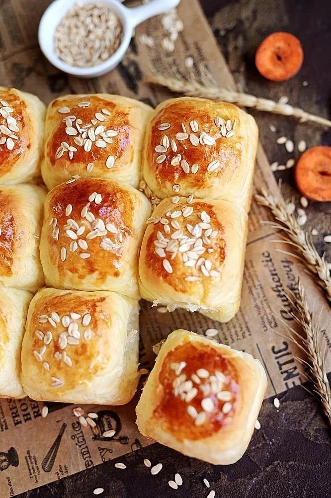 用65度汤种做面包到底有啥魔力?烤完这个胡萝卜小餐包后告诉你