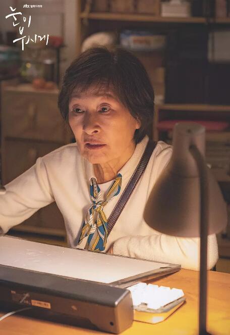 年度最好看的韩剧,哭成狗