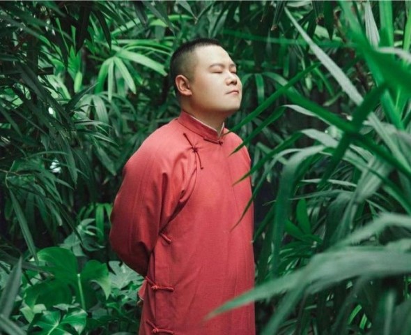 德云社森系写真曝光,岳云鹏搞笑可爱,郭麒麟张云雷争一美