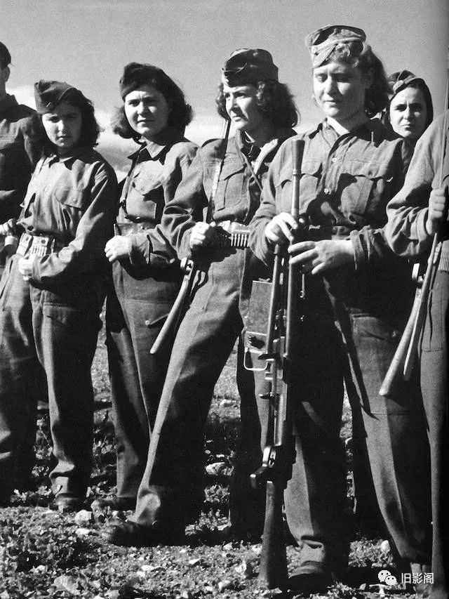 南斯拉夫女游击队员图片