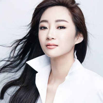 关晓彤不算什么,这个影后姓爱新觉罗,才是娱乐