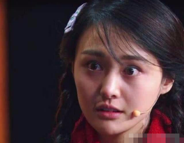 演员:章子怡现场"扔鞋",怒怼郑爽无演技,事后声称在"演戏"