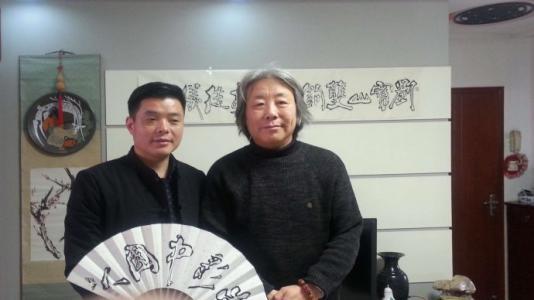 书法|高手在民间，山东农民独创书法字体，年入几十万，把儿子送去留学