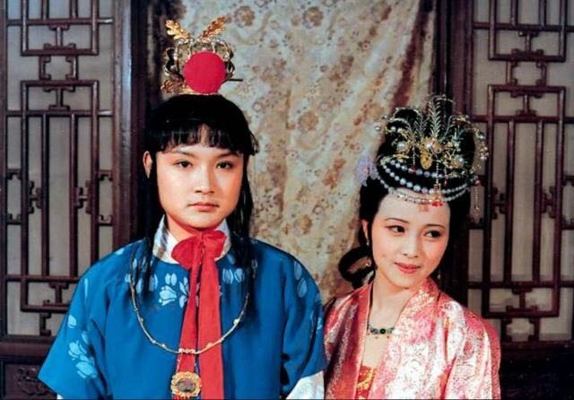 秦可卿|红楼梦：细品秦可卿的曲子，隐藏了大量信息