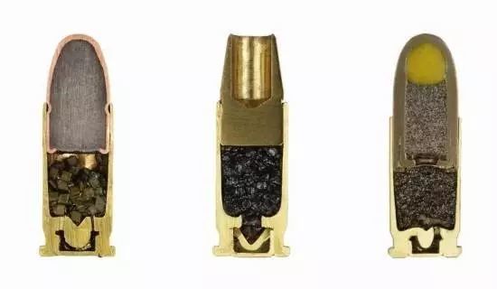 射 药弹壳一般由铜制造而成,因为铜导热,发射时迅速膨胀,方便弹头抽壳