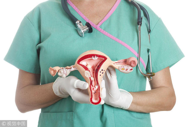 医生建议腹腔镜剥除子宫肌瘤,我们为她做检查发现肌瘤都发生了变性