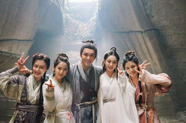 新倚天屠龙记收官之际,赵敏张无忌携手撒糖,微