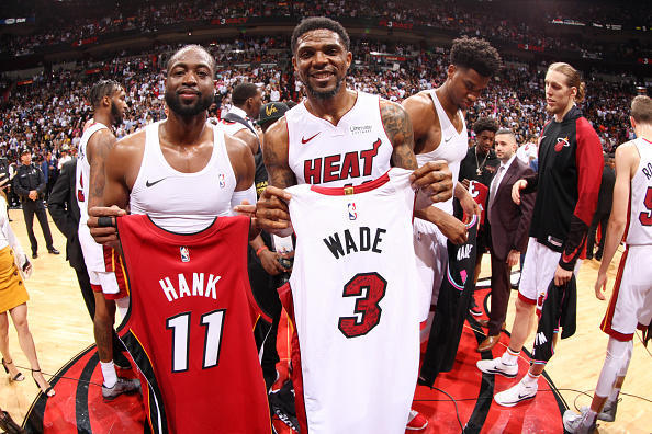 直击韦德主场最后一舞:他用他的方式终结 自嘲