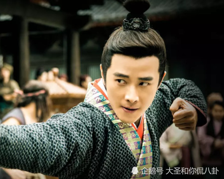 封神演义:邓伦成时尚博主,看到服装,网友:19年