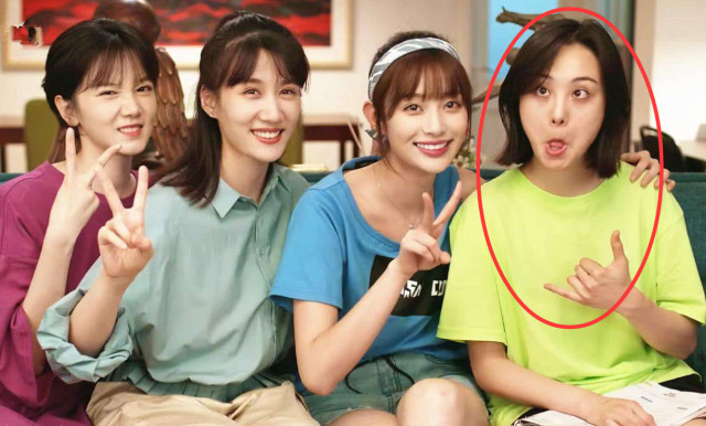 当郑爽遇到赵宝刚,无修图曝光后引热议,网友:还我小仙女!